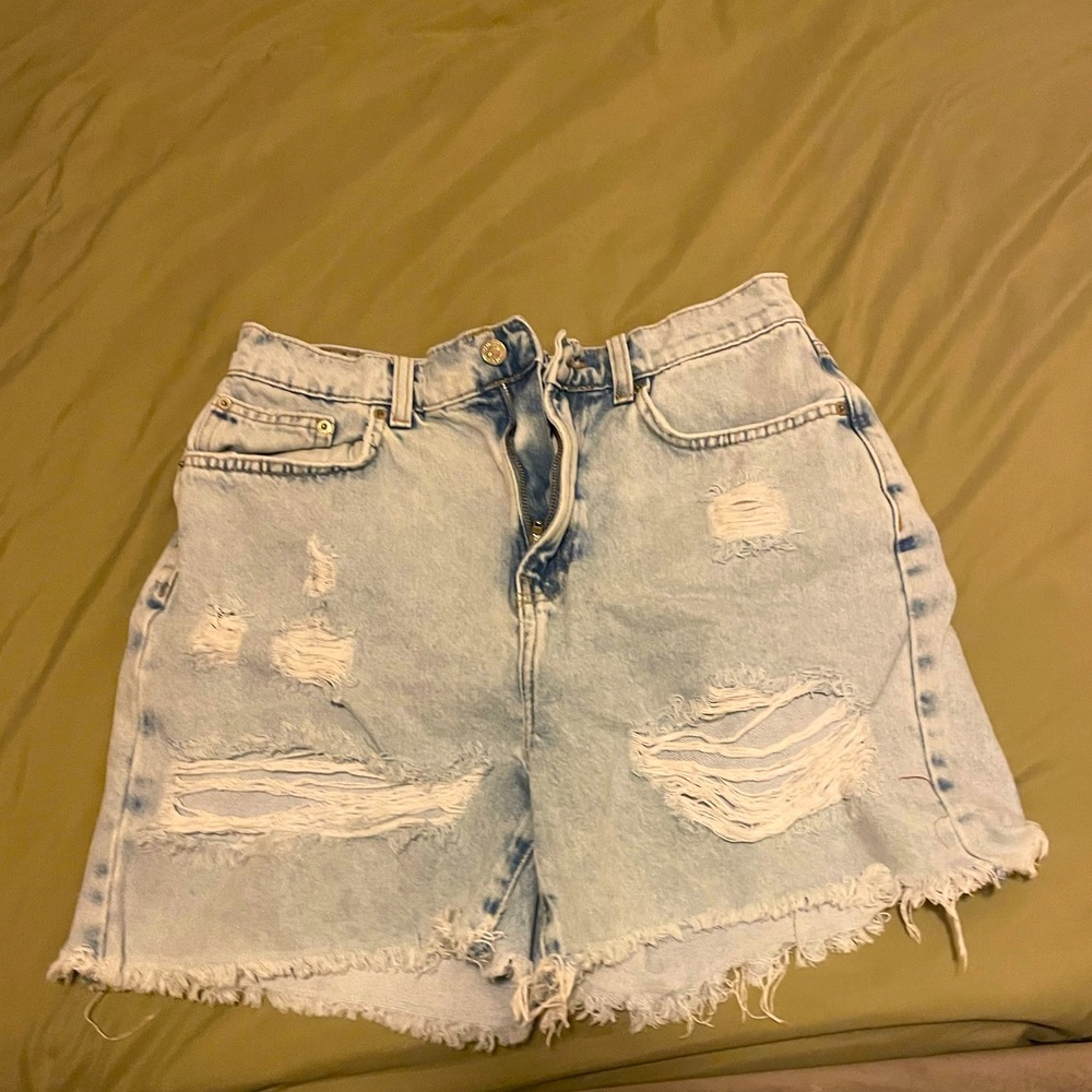 Baggy Forever 21 mid length ripped shorts